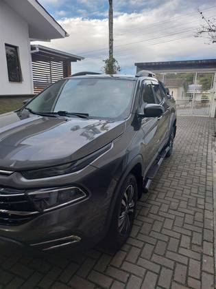 FIAT TORO 1.3 TURBO 270 FLEX FREEDOM AT6 FIAT TORO 1.3 TURBO 270 FLEX FREEDOM AT6